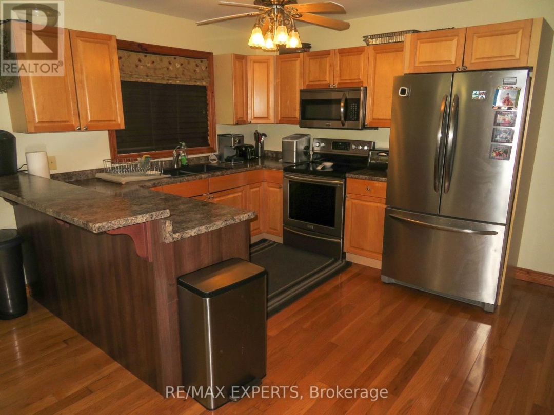 3771 HARRY'S LANE, 