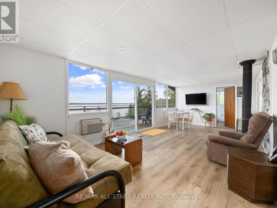149 Lakeside Drive, Four Mile Lake