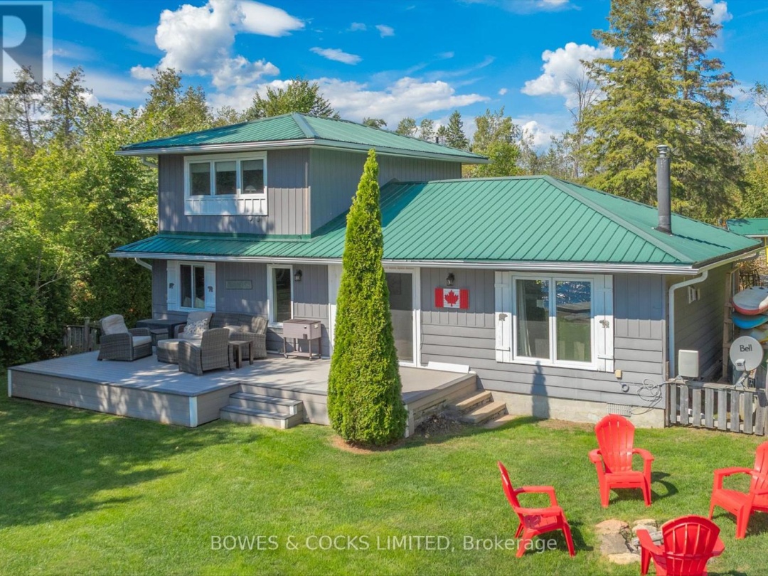 32 STURGEON GLEN ROAD, 