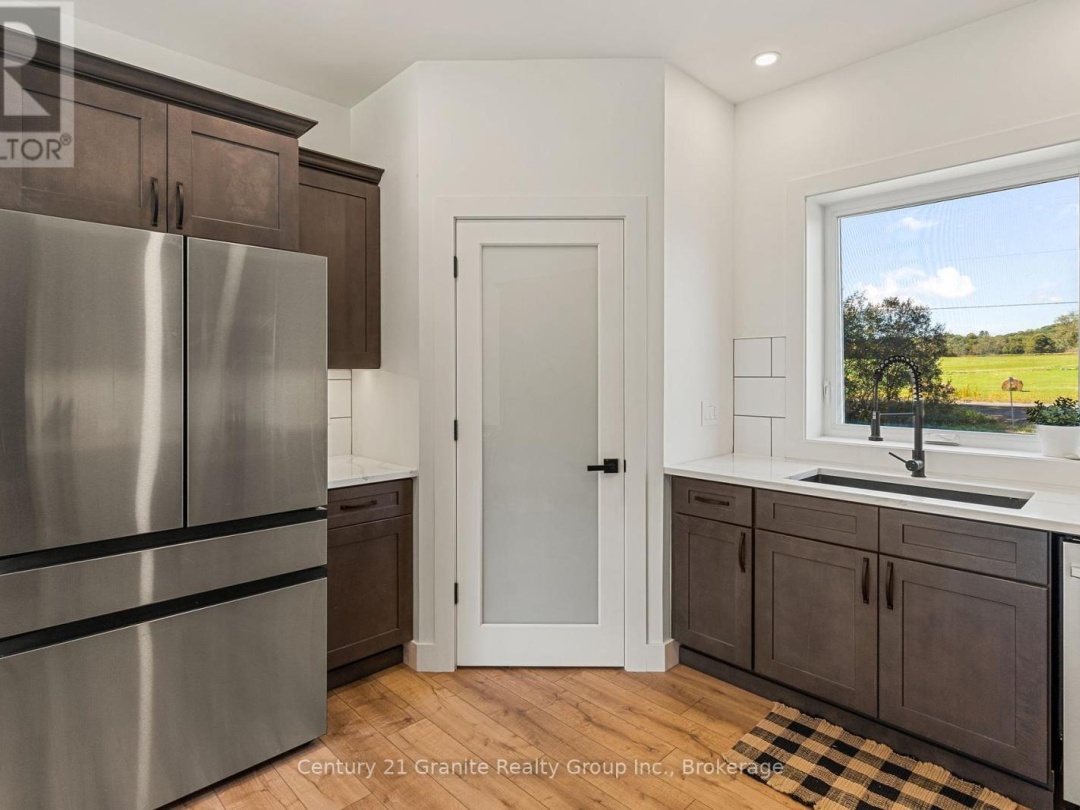 4324 Deep Bay Road, Gull Lake