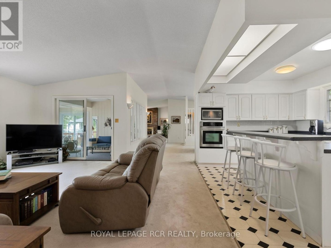 5 PARK LANE, 