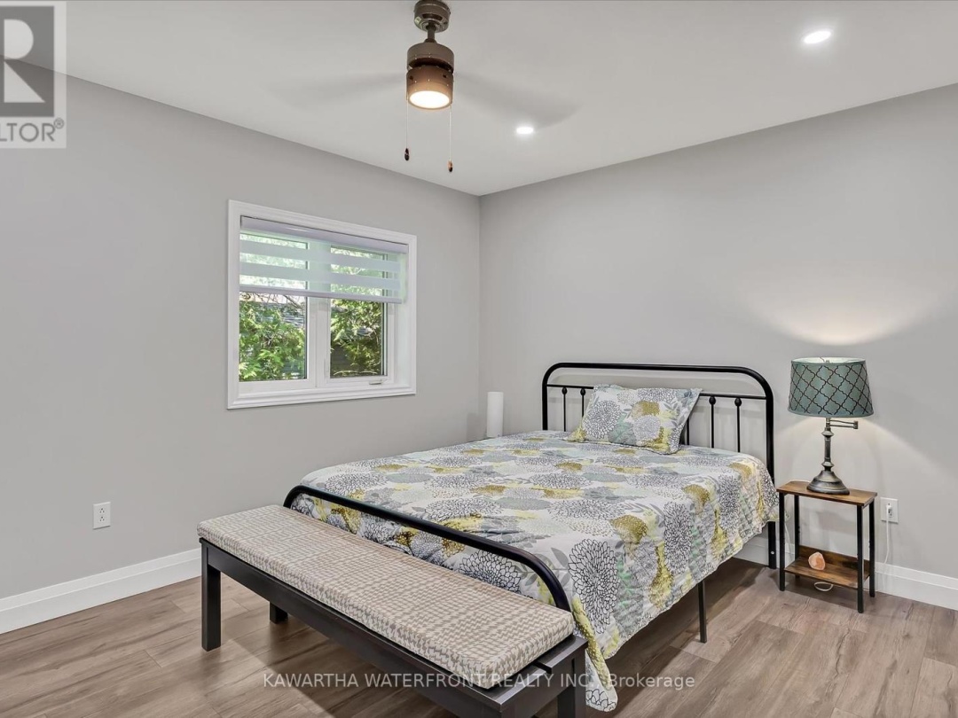 62 Betty's Bay Road, Sturgeon Lake