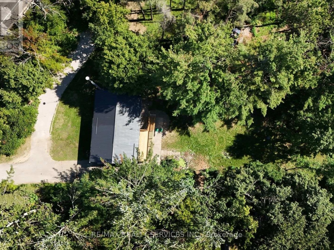 8570 HWY 12, 