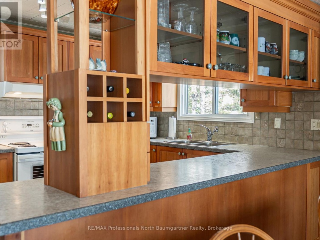 6258 Haliburton Lake Road, Haliburton Lake