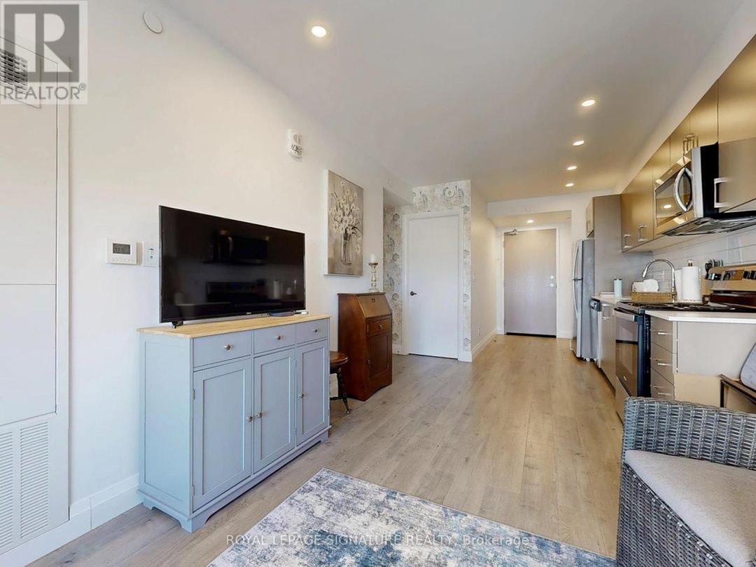 703 - 58 LAKESIDE TERRACE, 