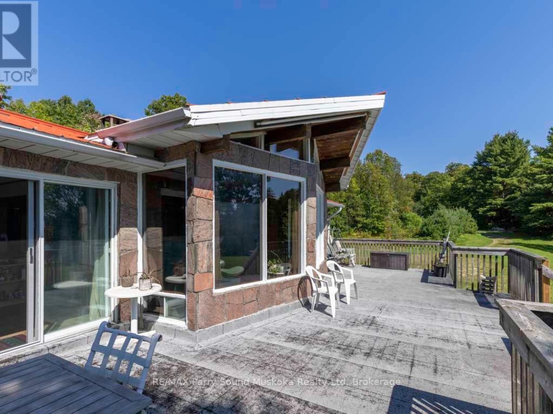 122 GREY OWL ROAD, 