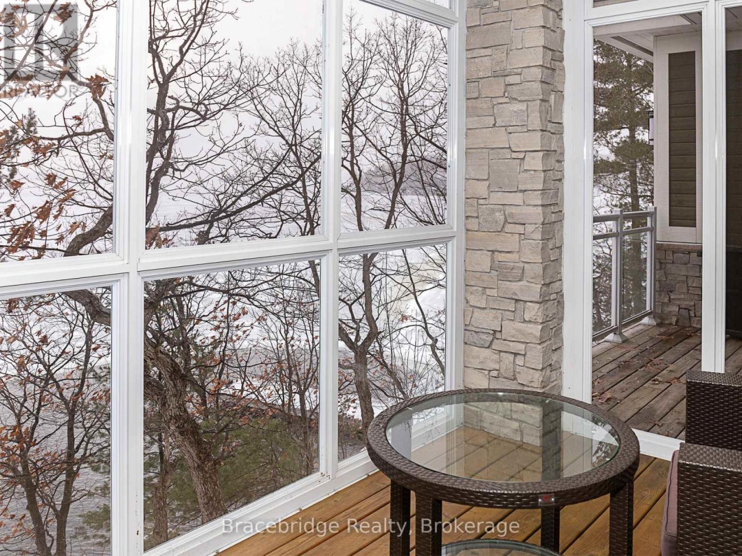 B102-A1 - 1869 MUSKOKA RD 118 HIGHWAY W, Lake Muskoka