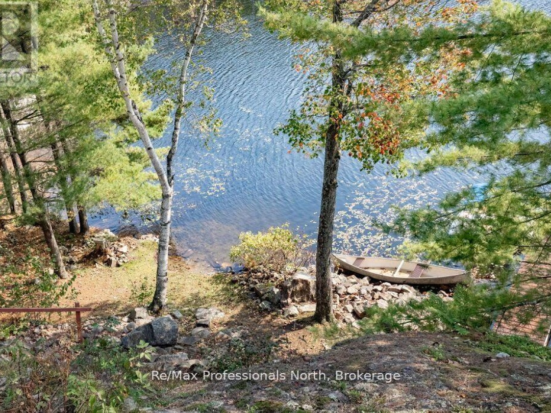 1006 Booth Lane, Pine Lake