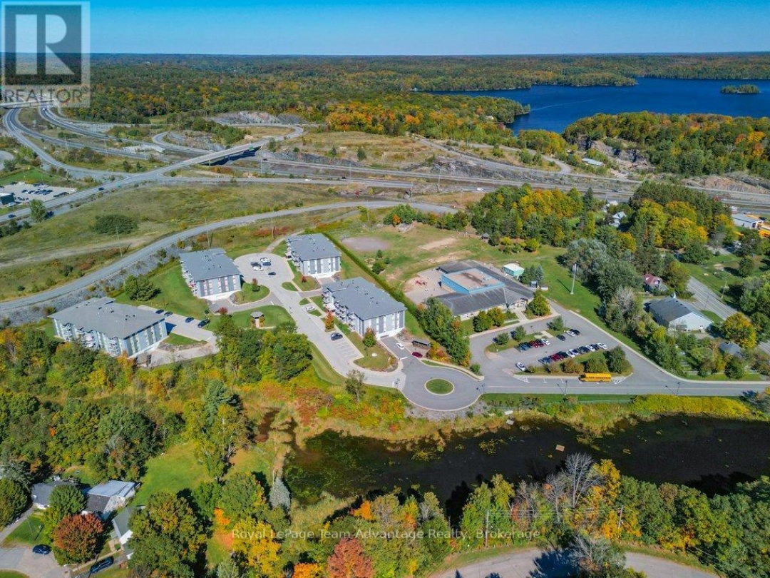 203 - 20A SILVER BIRCH COURT, 