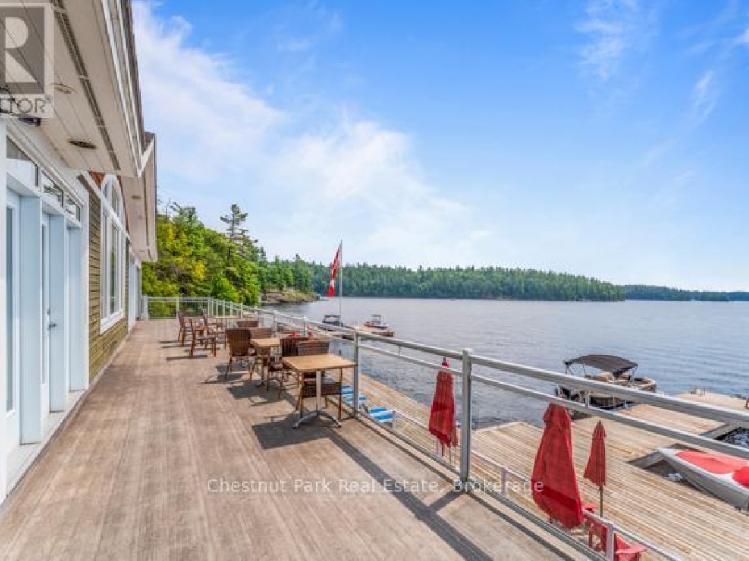 B206 - 1869 MUSKOKA ROAD 118 ROAD W, 
