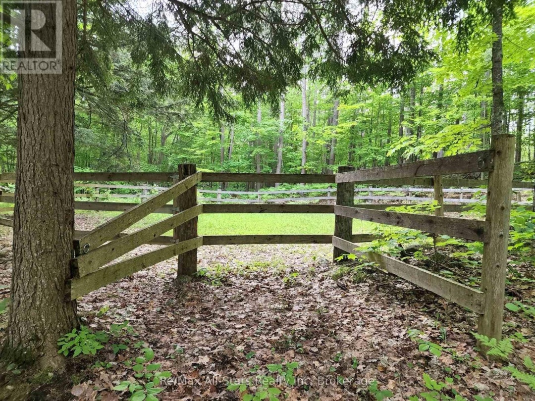 1386 SOUTH PORTAGE ROAD, 