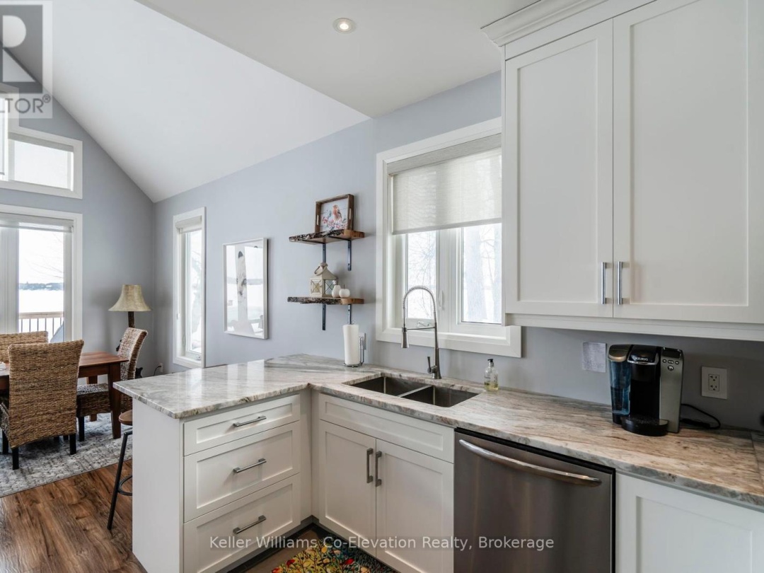 4073 Dalrymple Drive, Dalrymple-south Lake