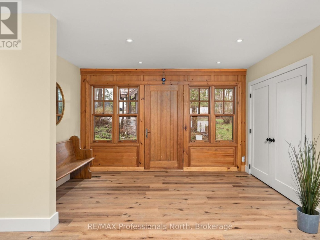 1073 Grass Lake Road, Grass Lake
