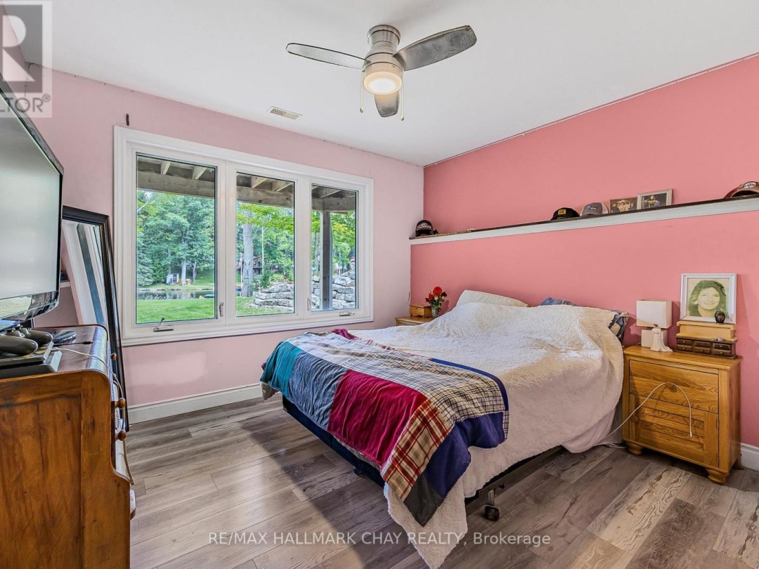7544 Highway 35, Gull Lake