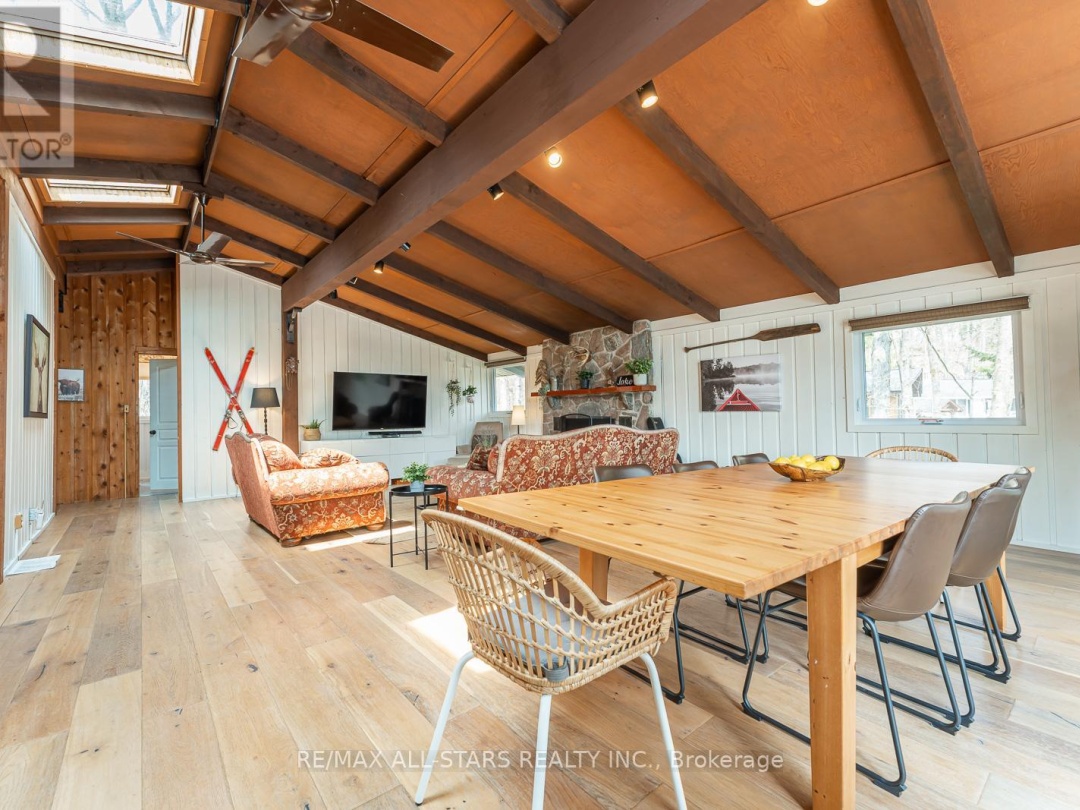 1008 Rolland Drive, Little Kennisis Lake