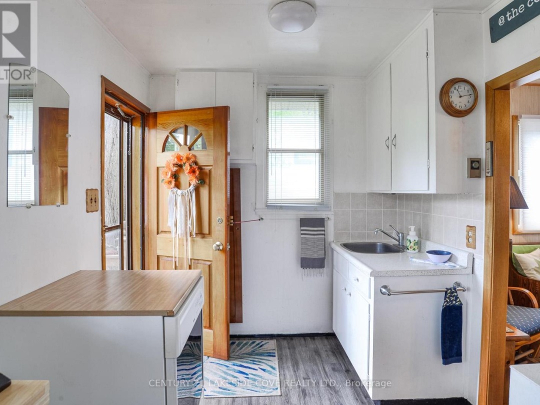 2730 Lone Birch Trail N, Lake Simcoe