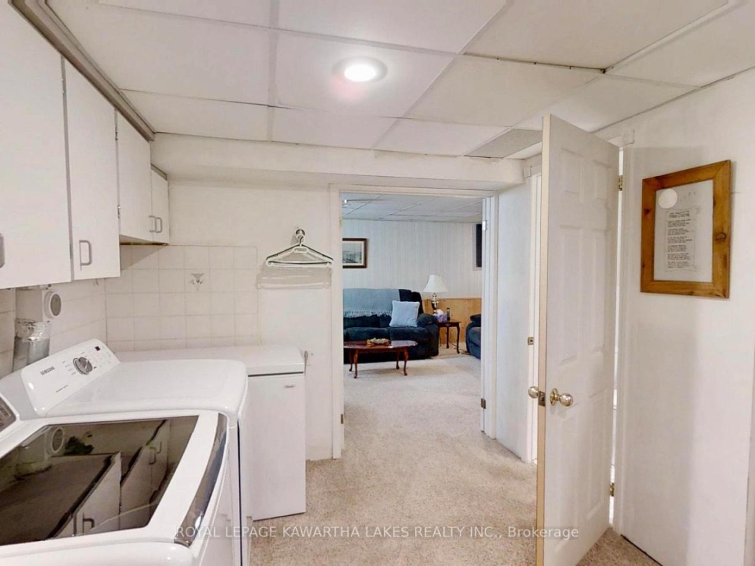 835 CEDAR GLEN ROAD, 