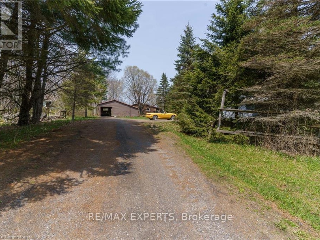 86 STONEY ROAD, Manitouwabing Lake