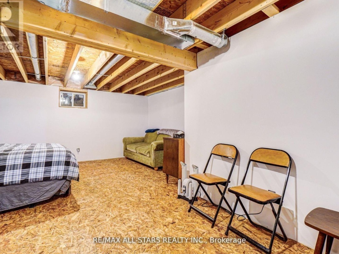 904 ELDON ROAD, 