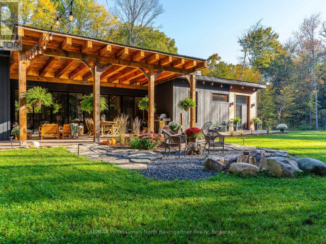 1592 BUCKSLIDE ROAD, 