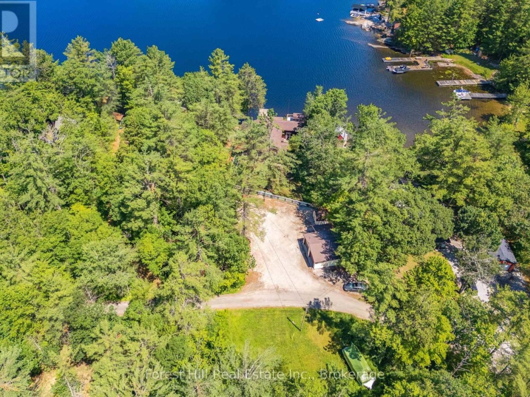 1062 PINE LAKE ROAD, 