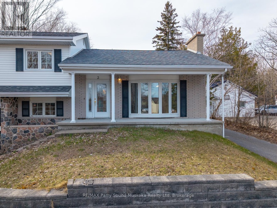 2 WILLIAM STREET, Parry Sound