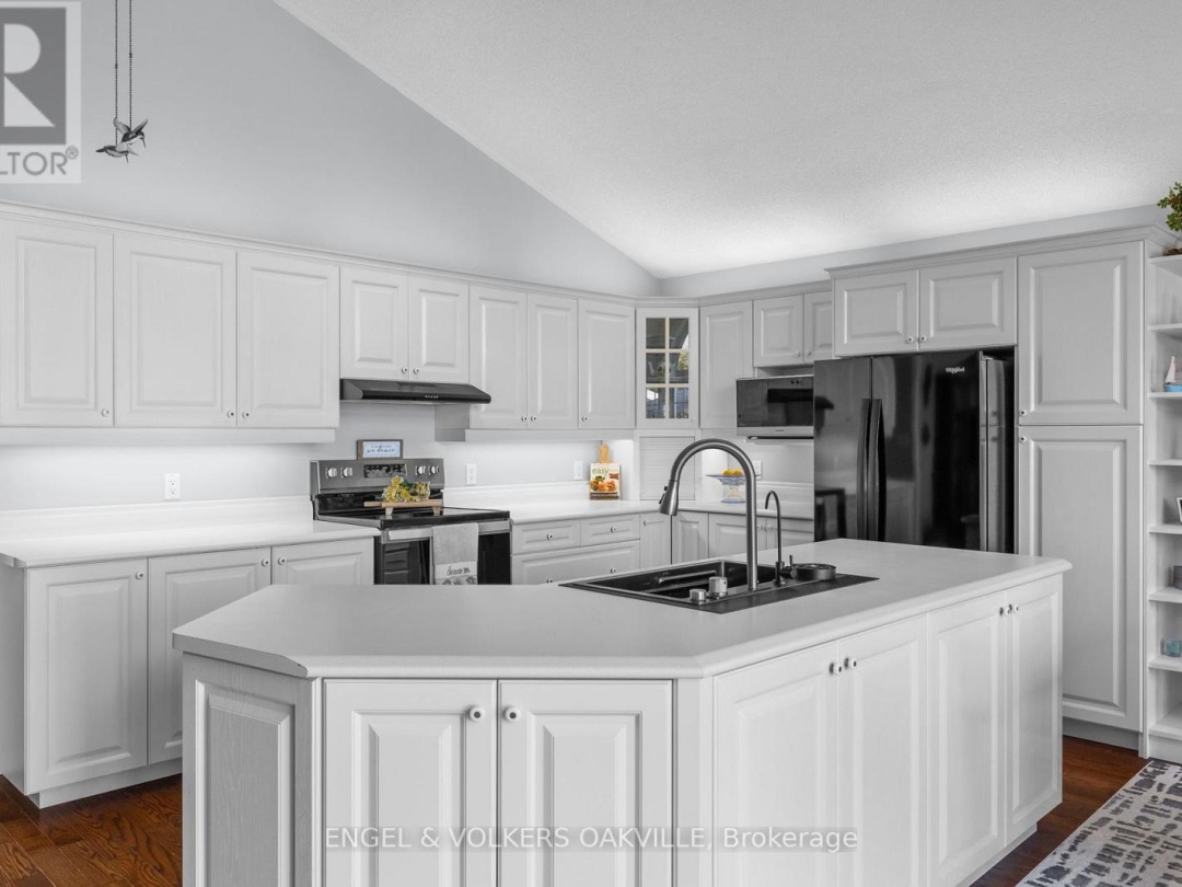 216 ROBINS POINT ROAD, 