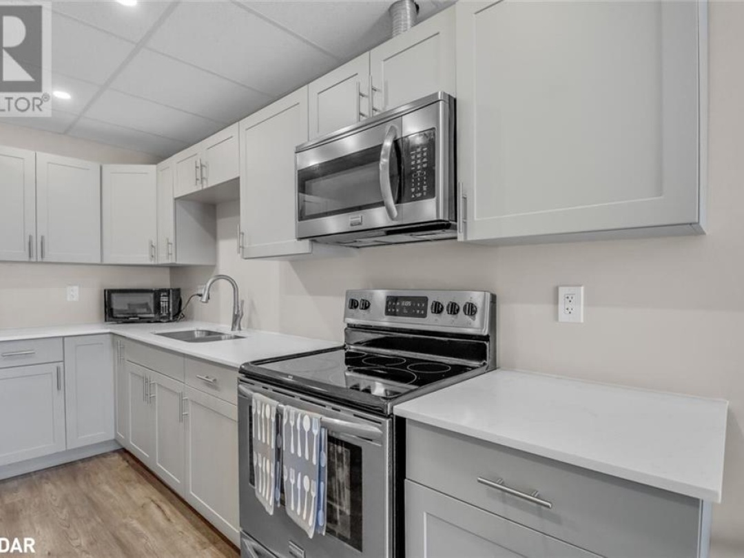 92 LILY Drive, 