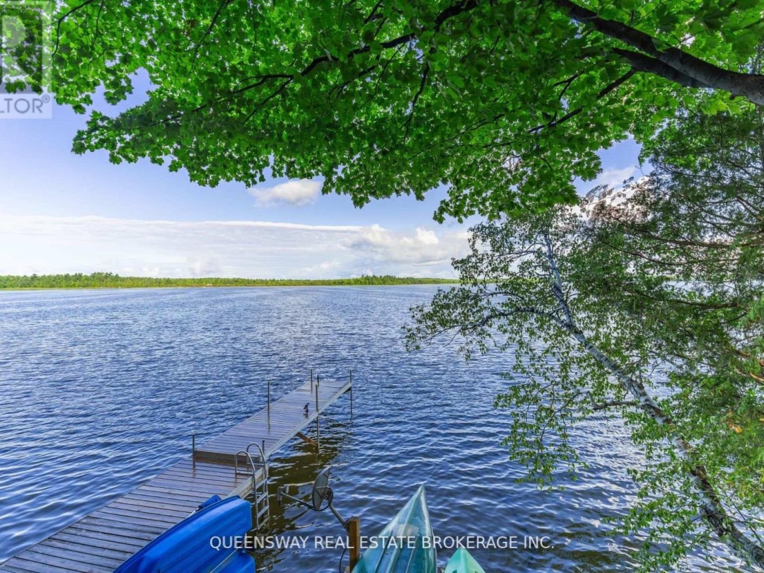 1280 BLACK BEACH LANE, Dalrymple-south Lake