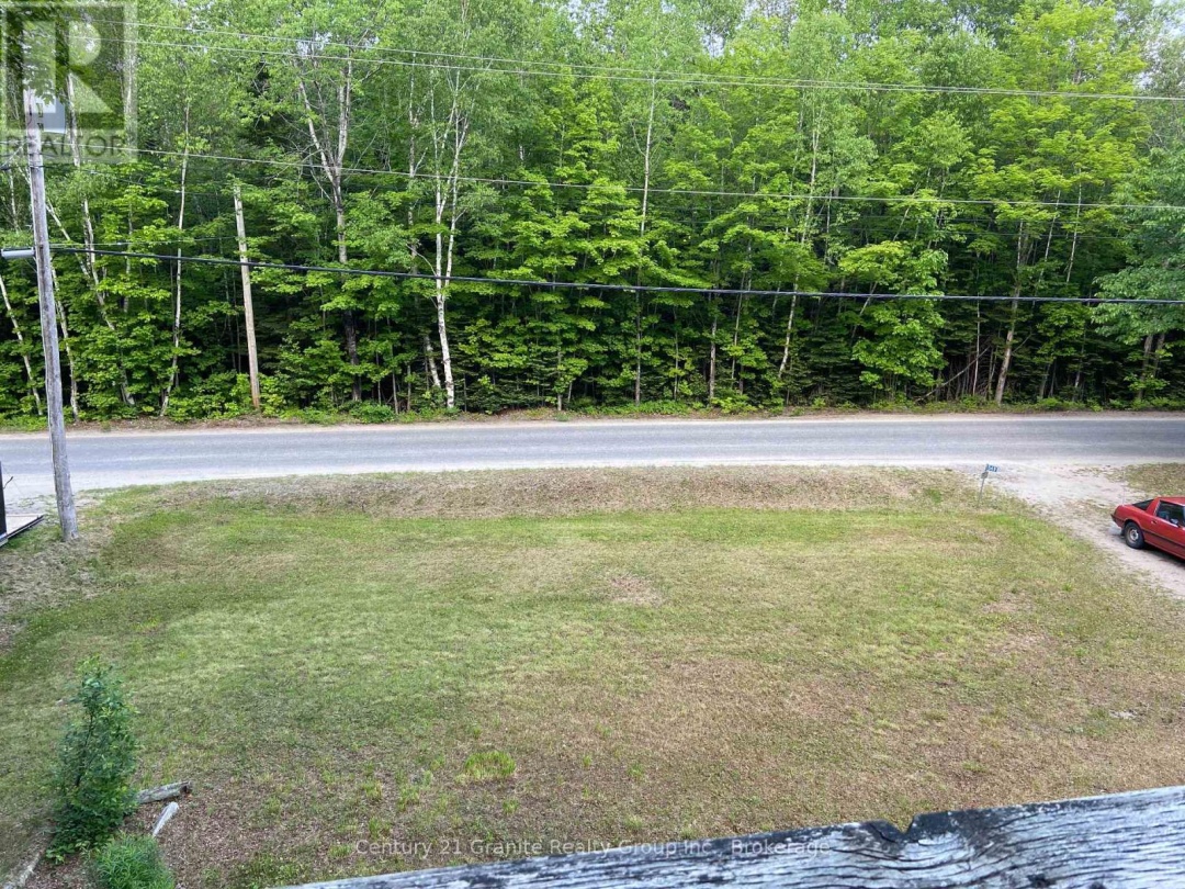1549 TRAPPERS TRAIL ROAD, 