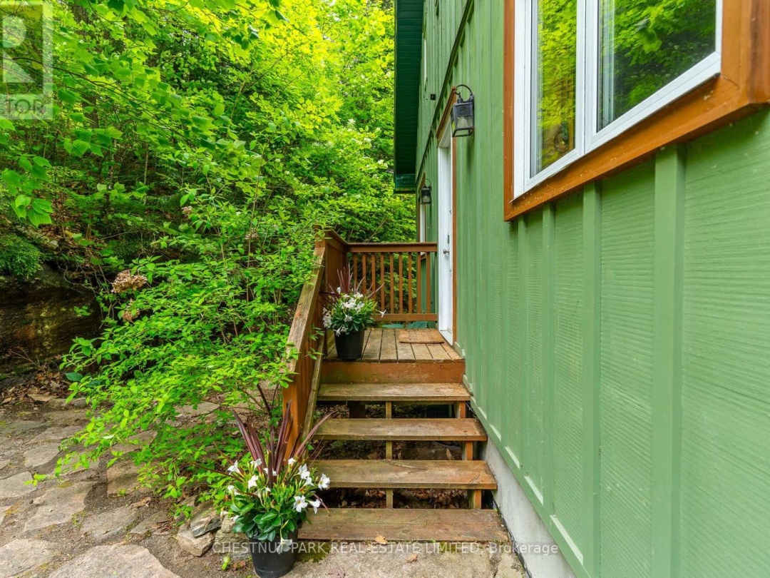 1029 BADGER LANE, 