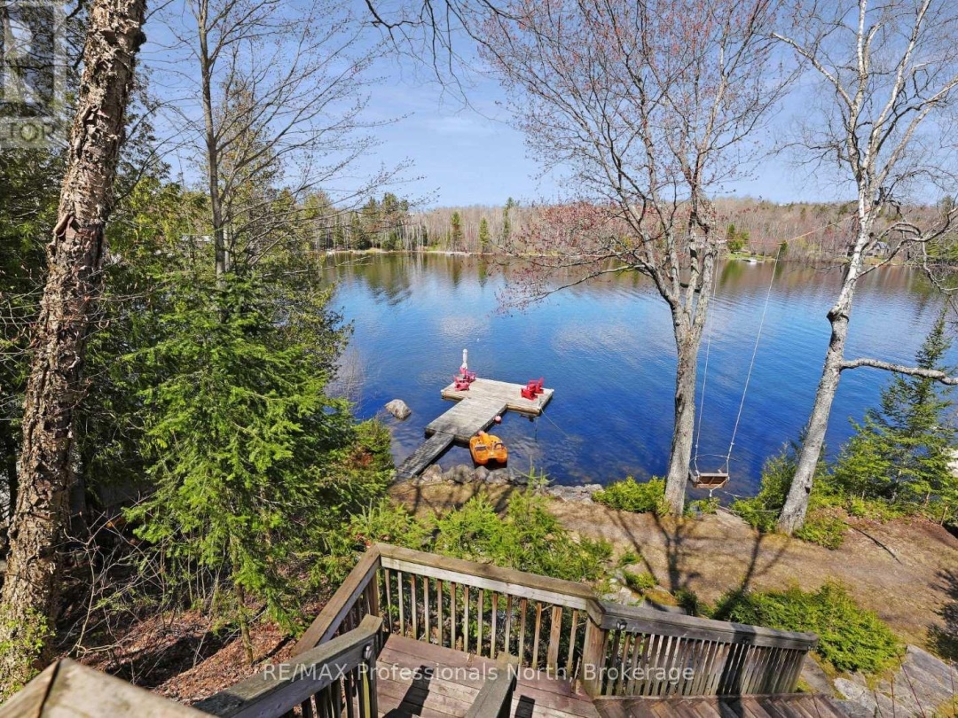 1017 Dunn Road, Haliburton Lake