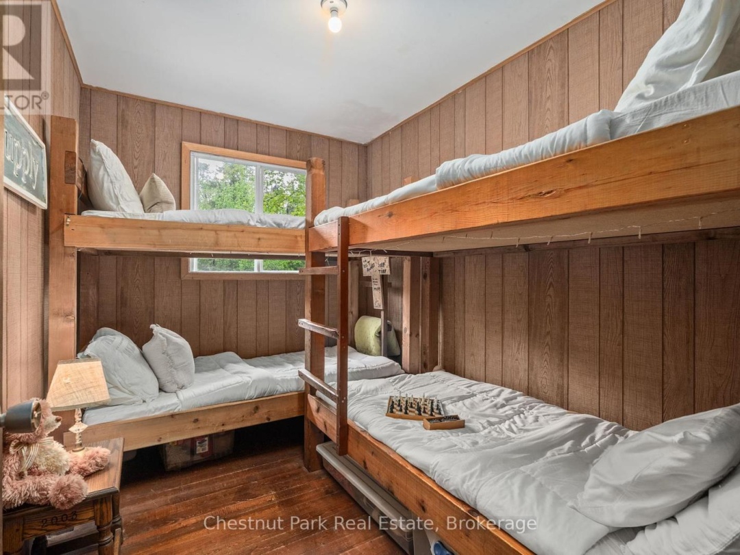 1 & 2 1230 Miriam Drive, Black Lake