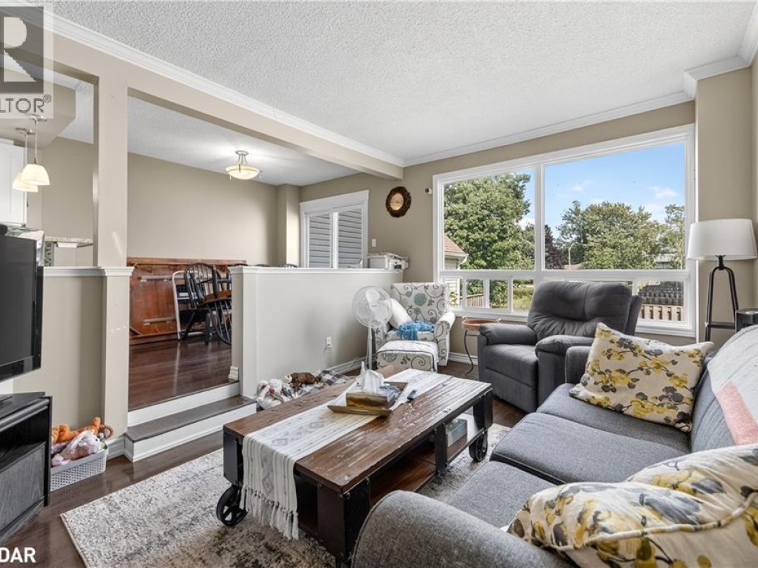 12 LANKIN Boulevard Unit# 36, 