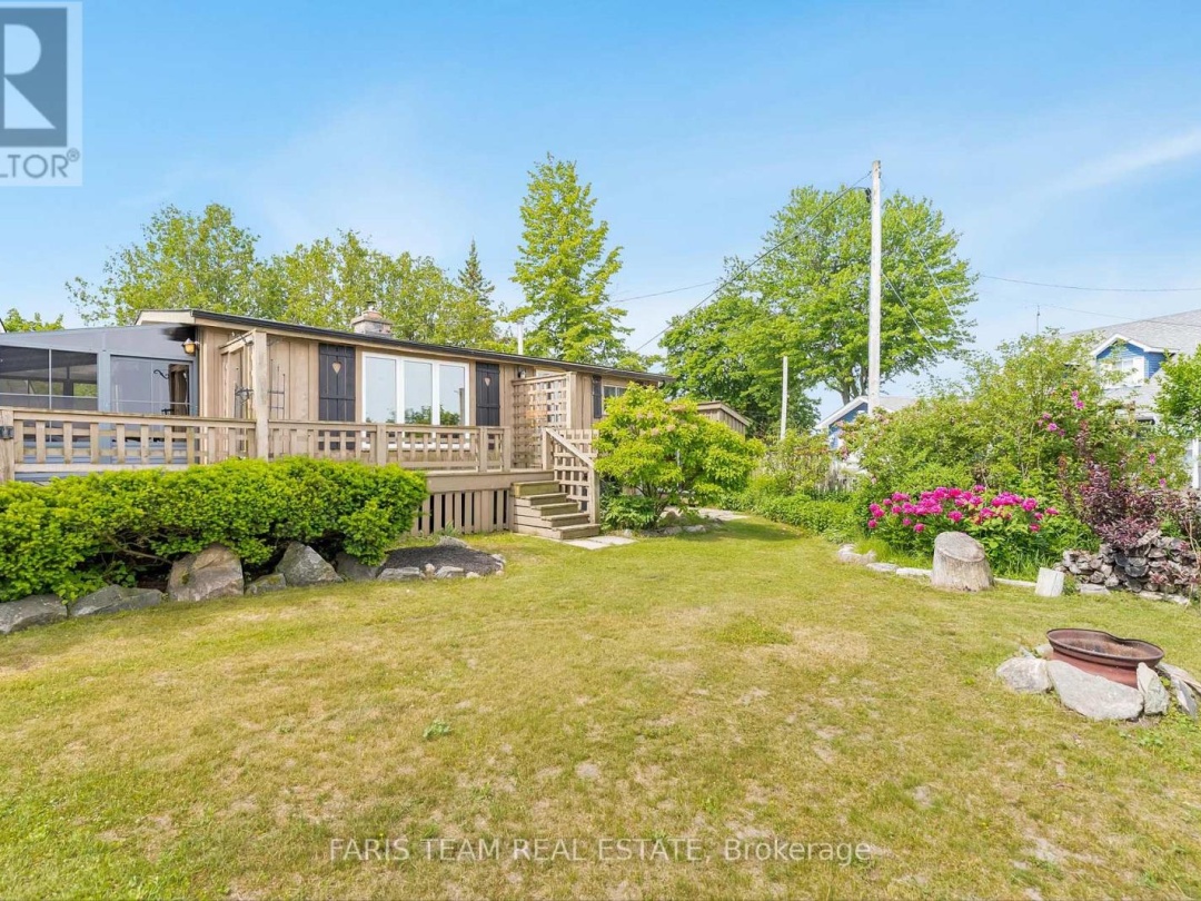 4 SCHOONER LANE, 
