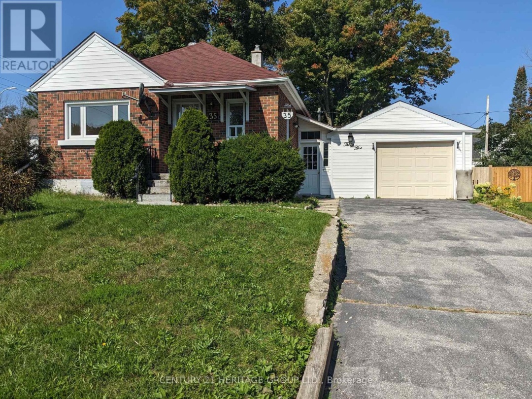 35 ARGYLE AVENUE, Orillia