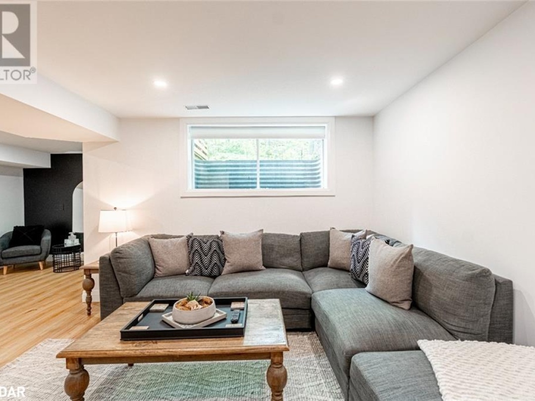 3 Sugarbush Rd, Oro-Medonte