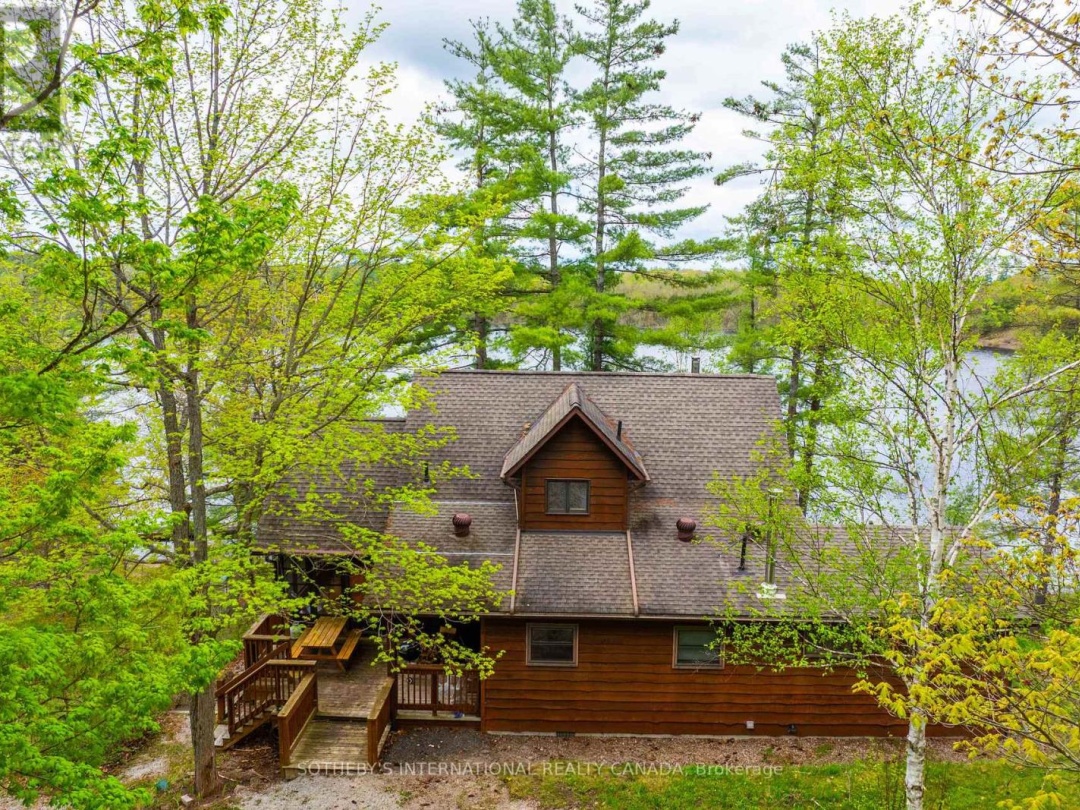 1074 COOKS ROAD, 