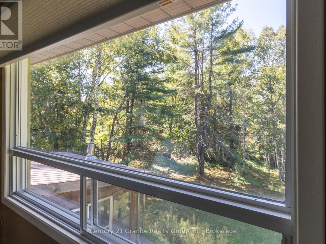 733 BOBCAYGEON ROAD, 