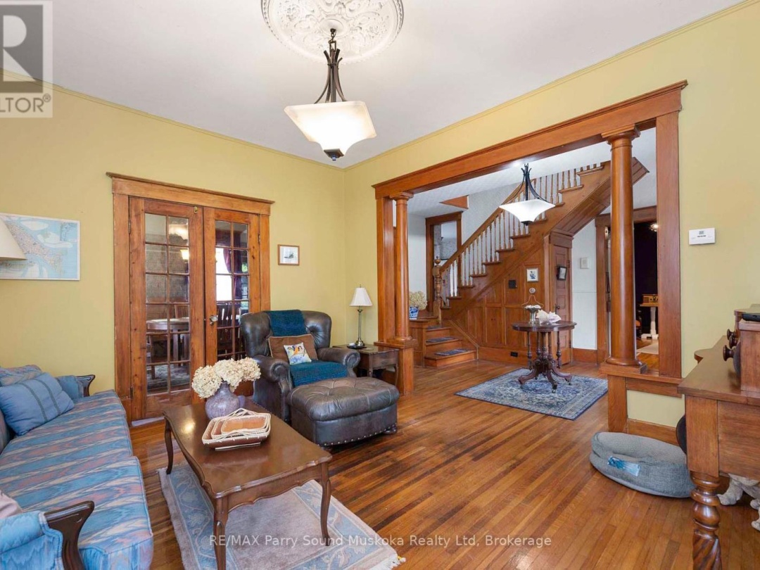 43 Church Street, Parry Sound