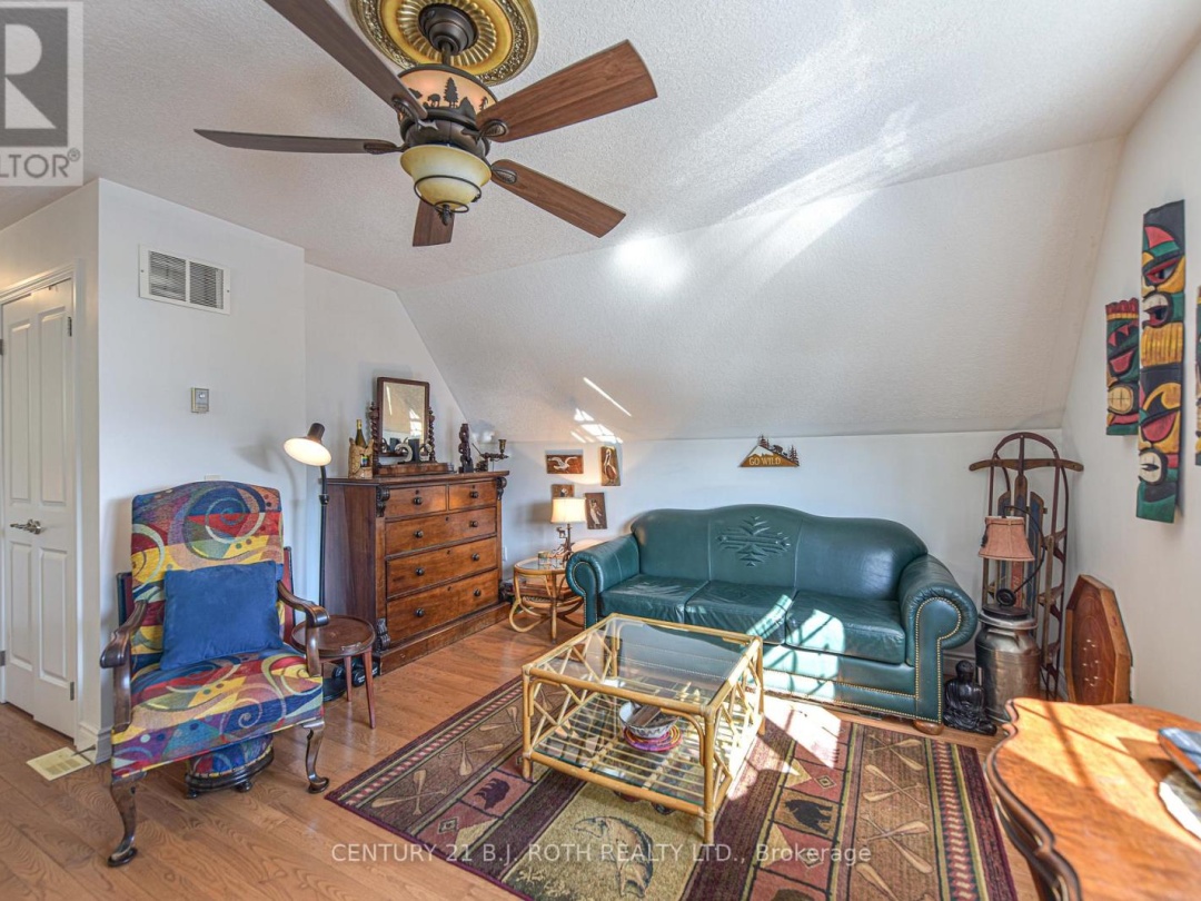 15 - 5 INVERMARA COURT, Lake Simcoe