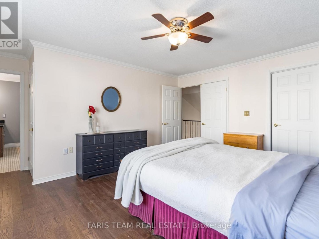 422 40 Museum Drive, Orillia