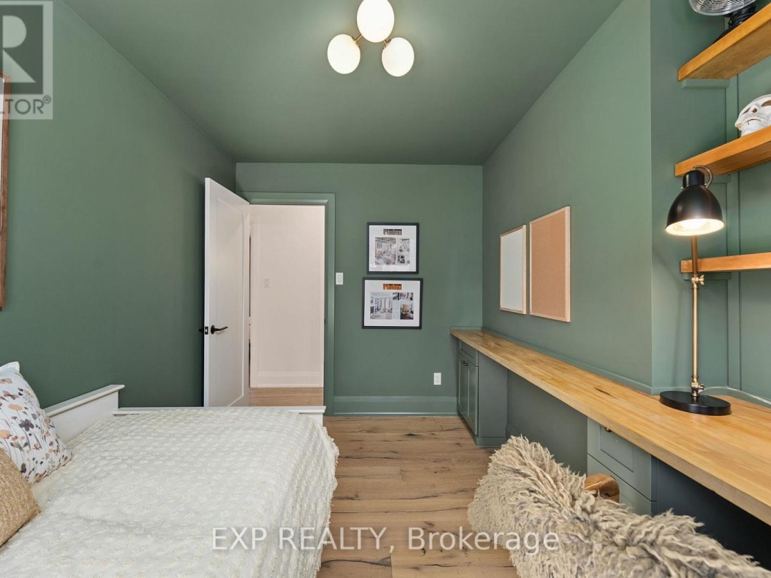 521 COTTAGE ROAD, 