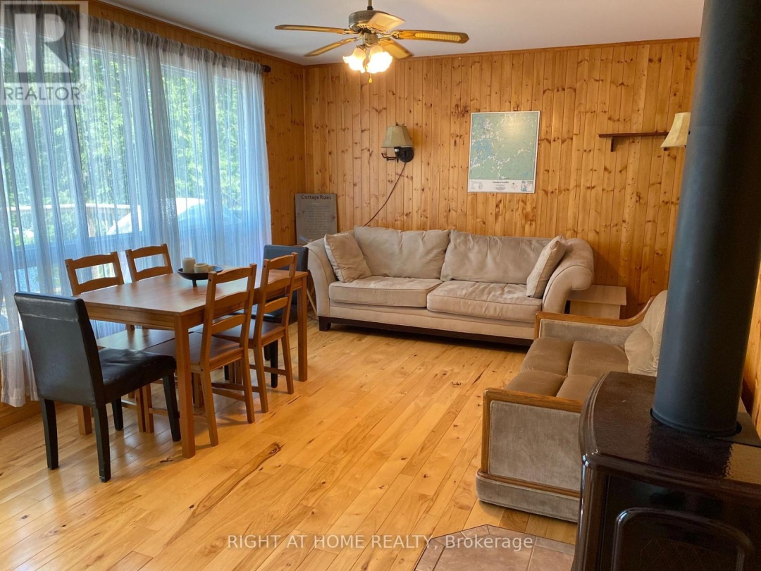 104 Lakeside Drive, Manitouwabing Lake