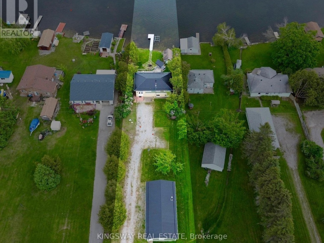 18 Mitchellview Road, Mitchell Lake