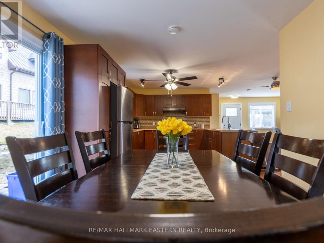 4 Hollyville Boulevard, Sturgeon Lake