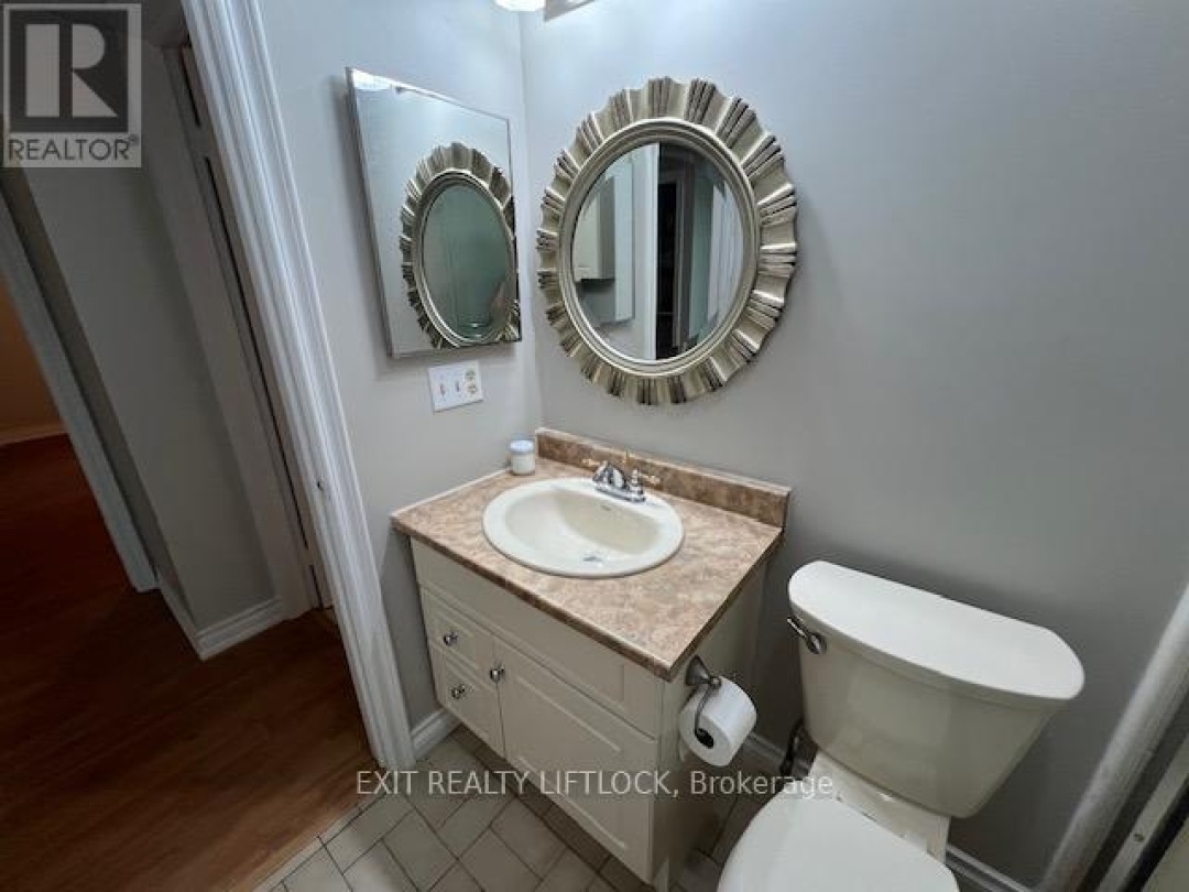 401 - 200 EAST STREET S, 
