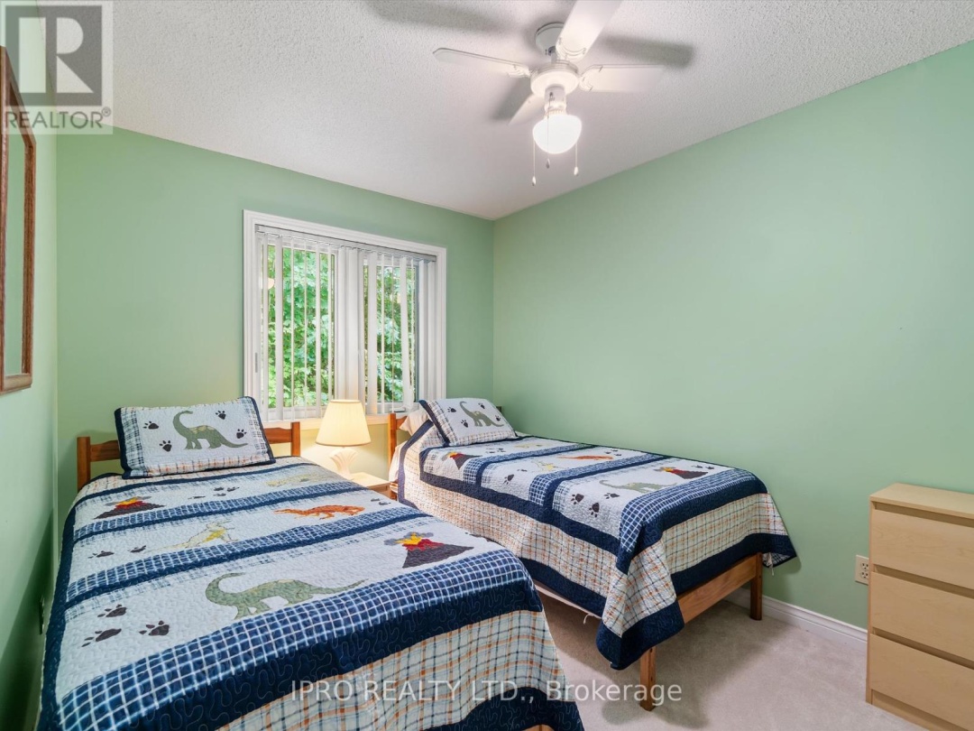 6 LOWER LANE, Otter Lake