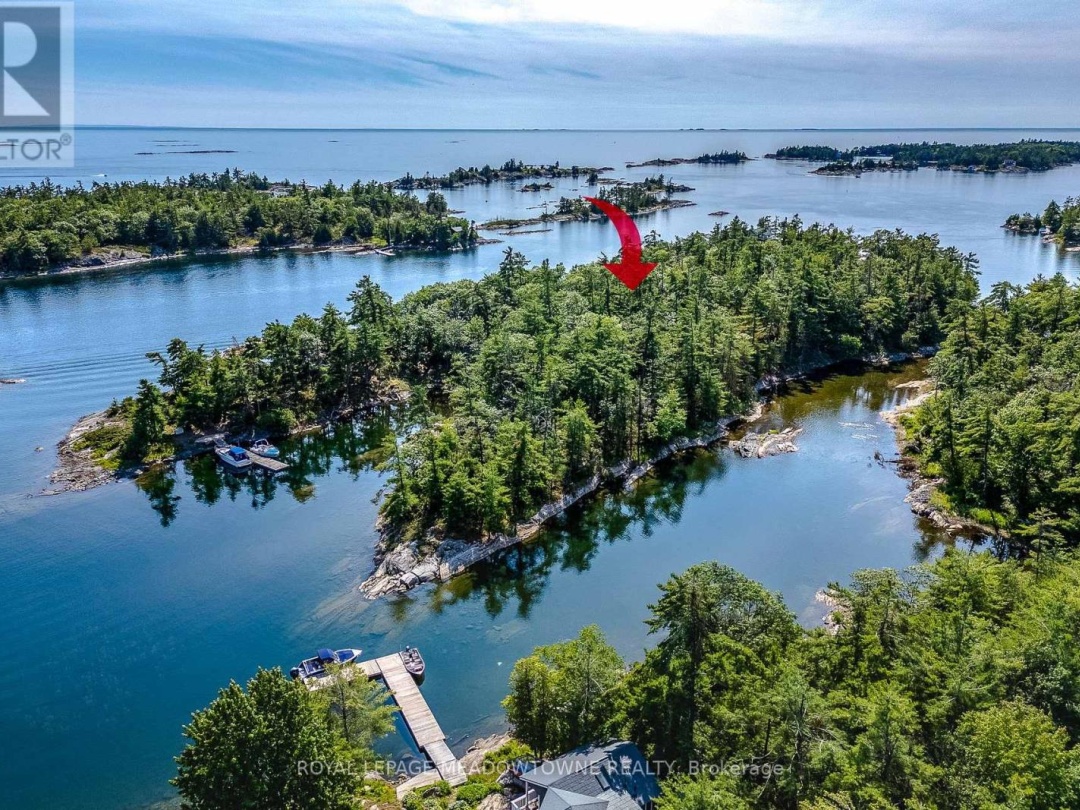 1 GB466 ISLAND AKA TOWER ISLAND, 