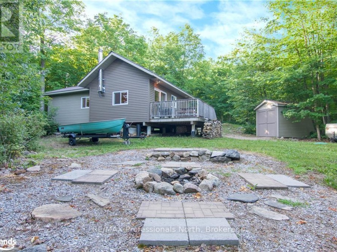 1145 Chelsea Lane, Maple Lake